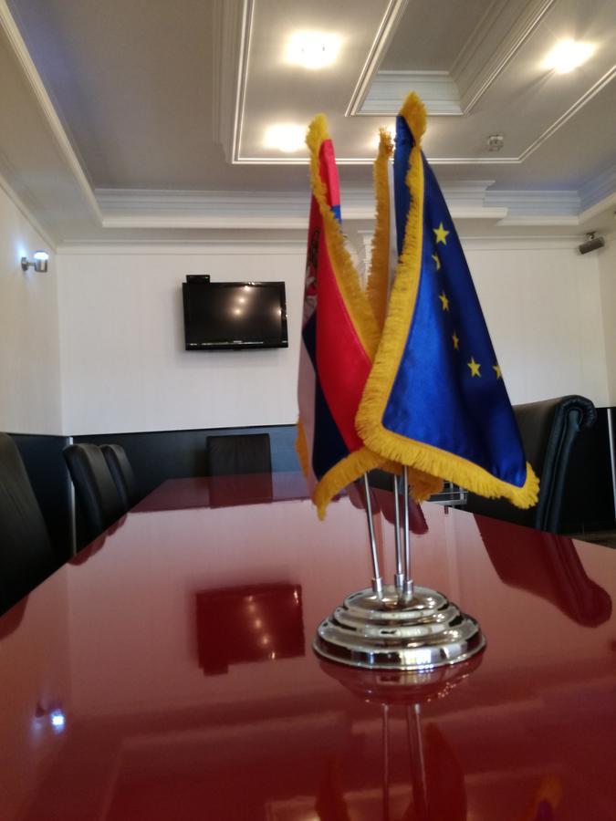 Tri Sesira Ljubovija Hotel Екстериор снимка