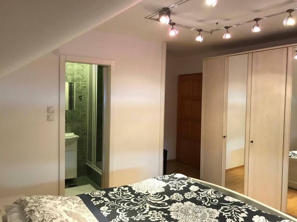 Tri Sesira Ljubovija Hotel Екстериор снимка