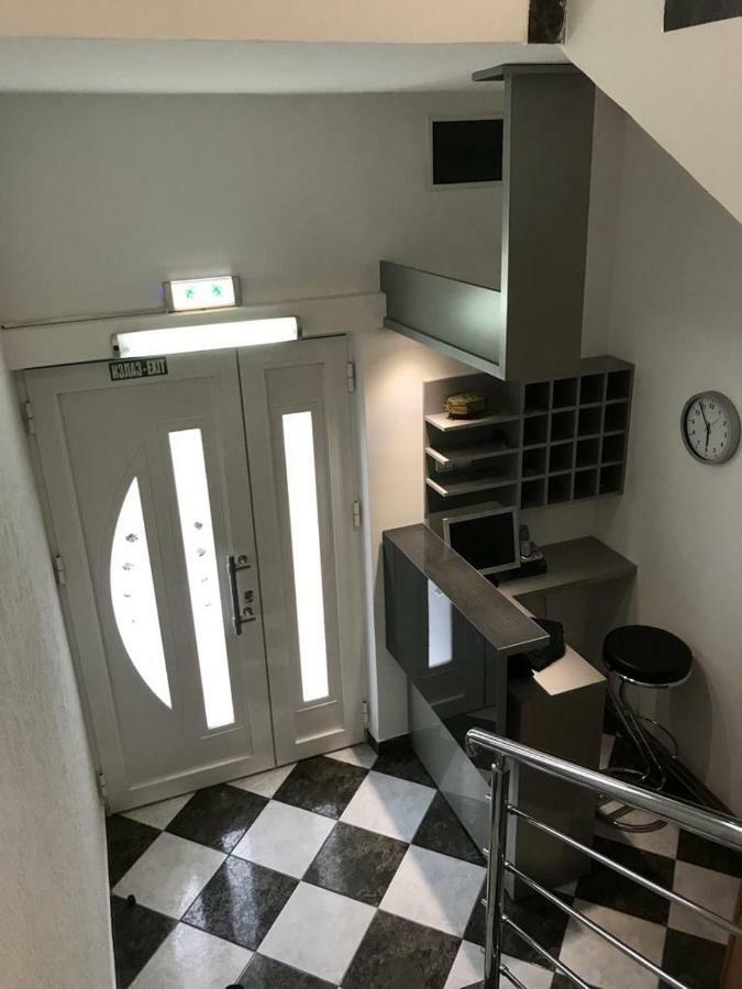 Tri Sesira Ljubovija Hotel Екстериор снимка
